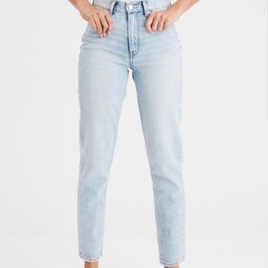 American Eagle Light Wash Mom Jeans